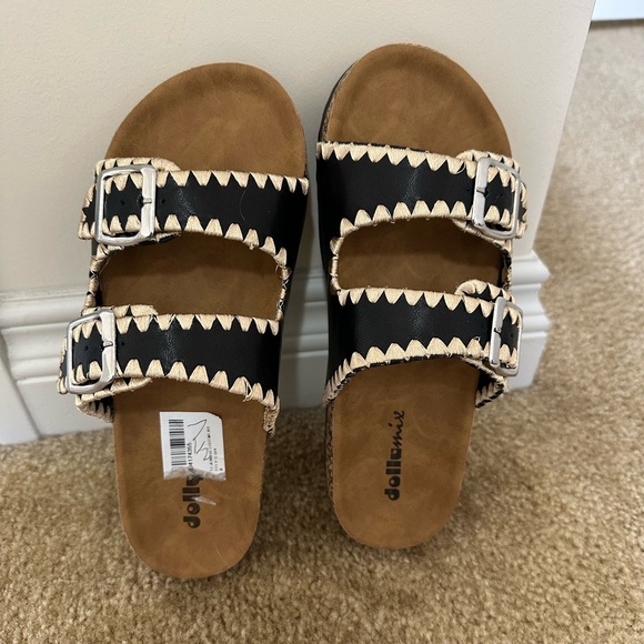 Buckle Slides - Picture 2 of 5